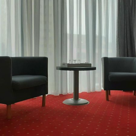 Hotel Corona Drobeta Turnu Severin Ngoại thất bức ảnh