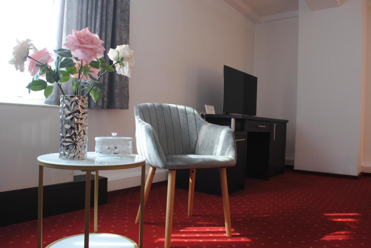 Hotel Corona Drobeta Turnu Severin Ngoại thất bức ảnh
