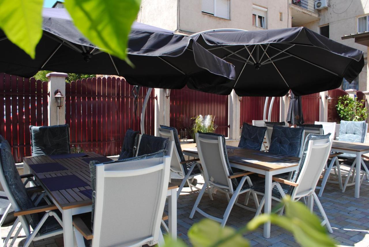 Hotel Corona Drobeta Turnu Severin Ngoại thất bức ảnh