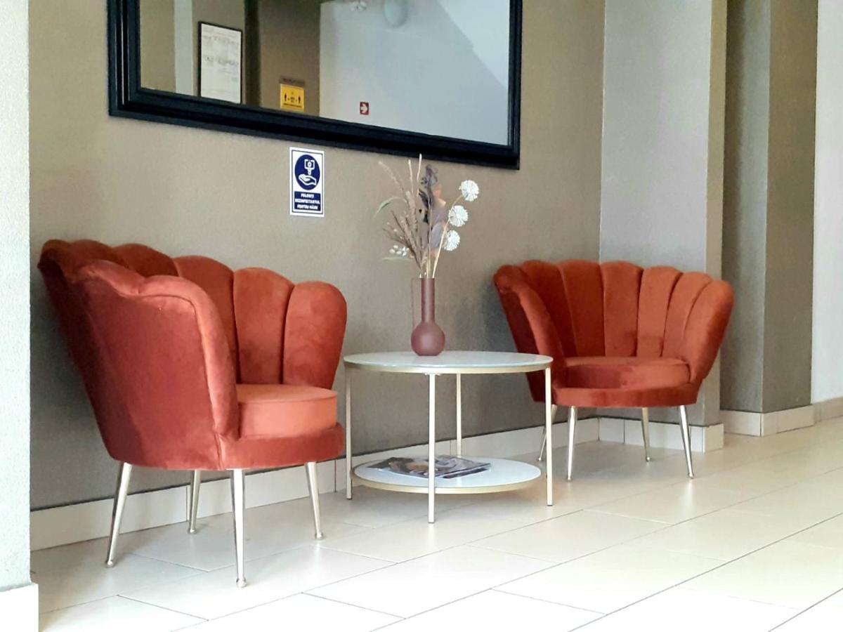 Hotel Corona Drobeta Turnu Severin Ngoại thất bức ảnh